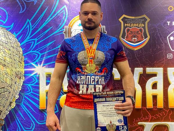 Сотрудник УАЗа Евгений Мальцев завоевал золото Открытого кубка Европы по силовым видам спорта
