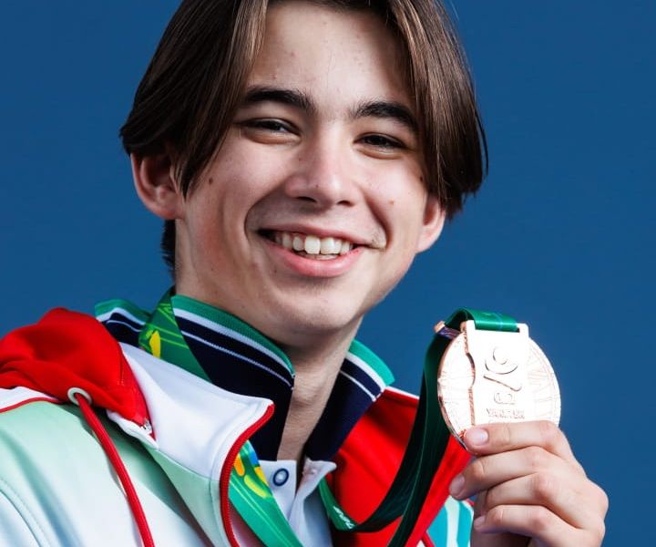 Артём Воротников завоевал бронзовую медаль