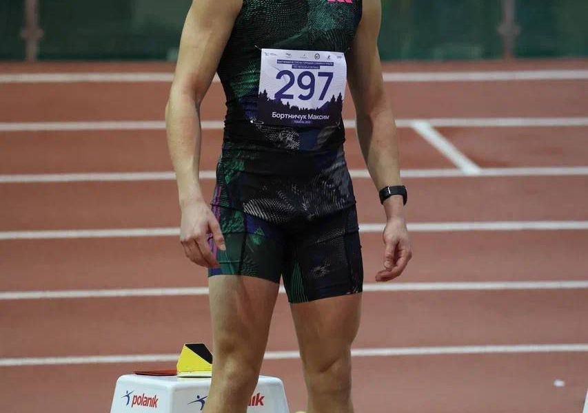 Легкоатлеты отправились в Челябинск