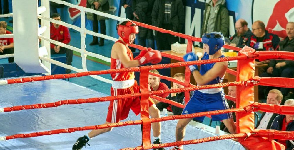 Юниоры выясняют отношения в Краснотурьинске