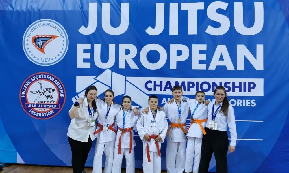 Сборная команда отделения джиу-джитсу Спортивной школы г. Каменска-Уральского привезла 3 медали с Кубка Европы