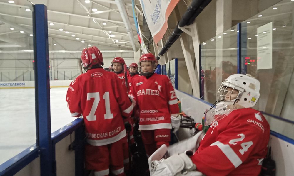 «Уралец» выигрывает матч первенства России