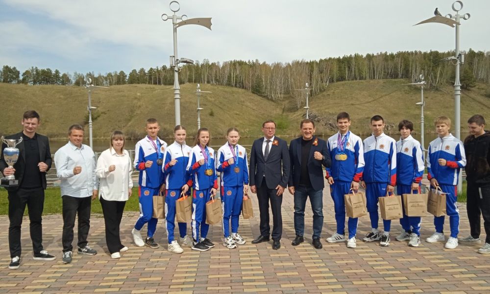 В теплой и дружественной атмосфере
