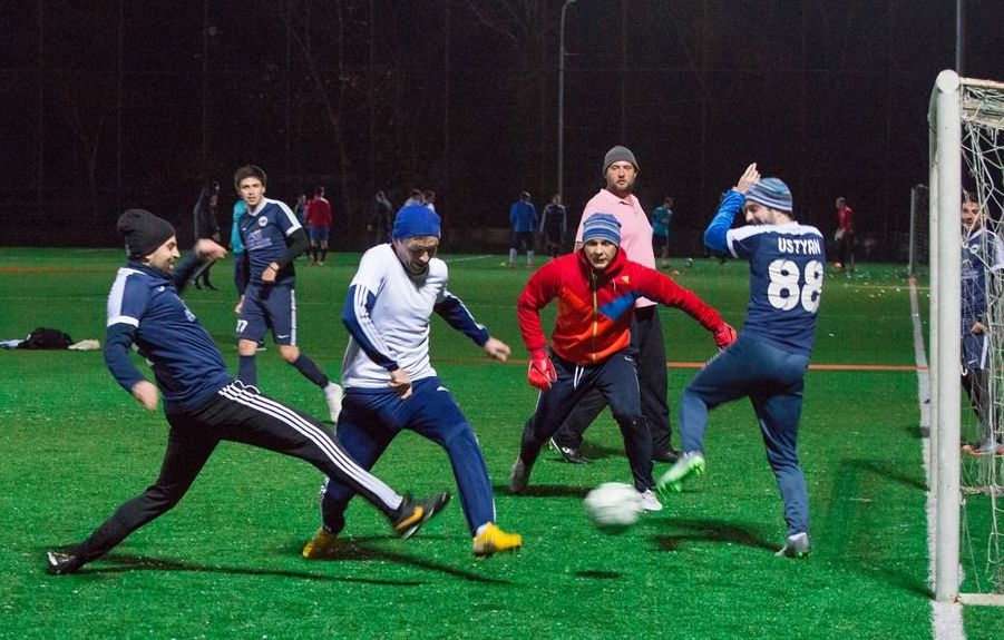 Уже на этой неделе должны возобновиться матчи чемпионата Каменска-Уральского по футболу