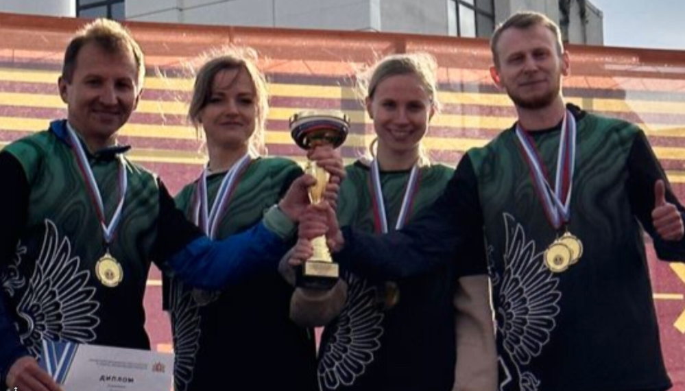 Победители - команда Управления Роспотребнадзора (Дарья Винокурова вторая слева)