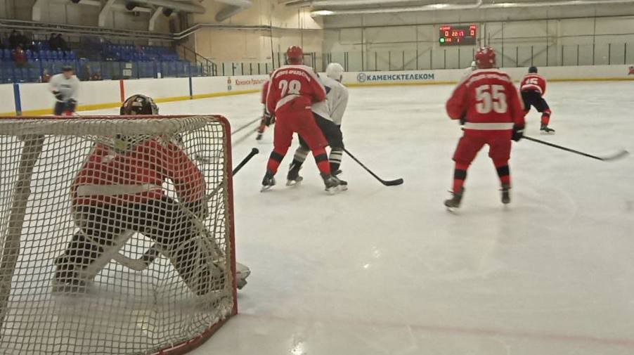 Уверенные победы «Спарты» и «Металлурга»