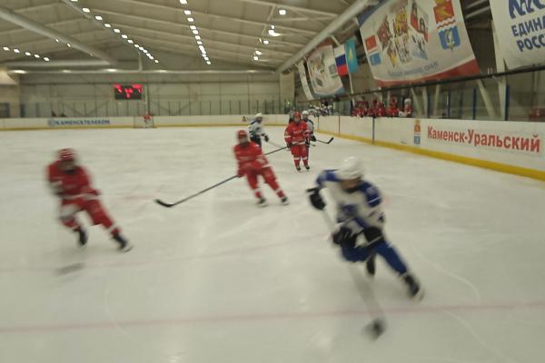 «Уралец» вновь сильнее «Кристалл-Юпитера»