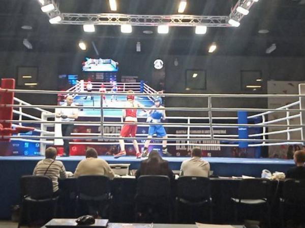 Каменские боксеры начали с побед