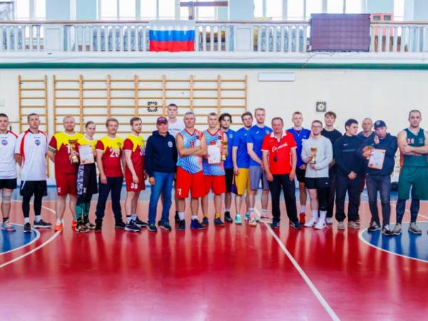 РУСАЛ побеждает в баскетболе 3х3