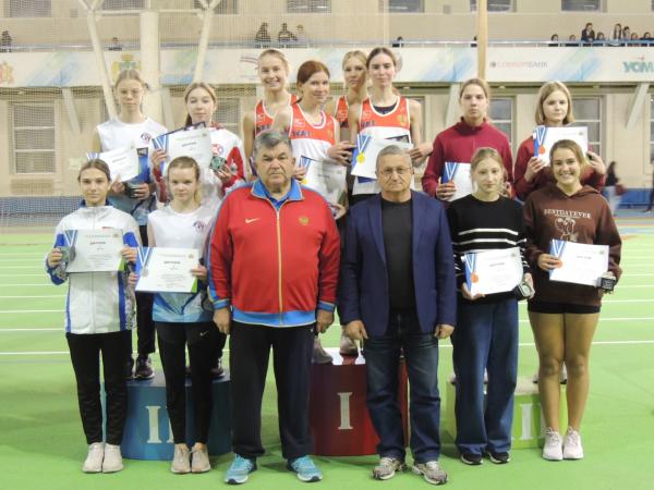Три медали в активе каменцев на Кубке Урала по легкой атлетике