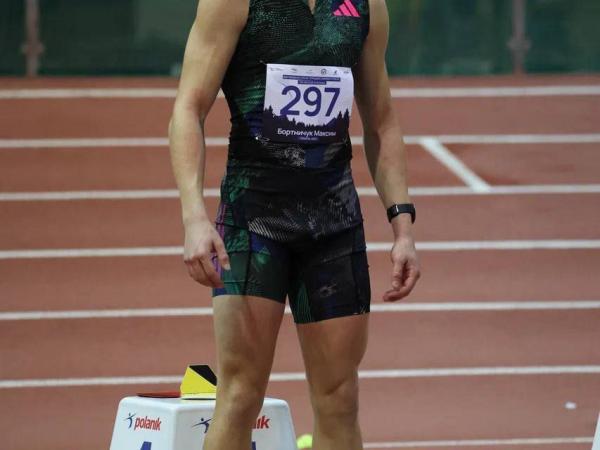 Легкоатлеты отправились в Челябинск