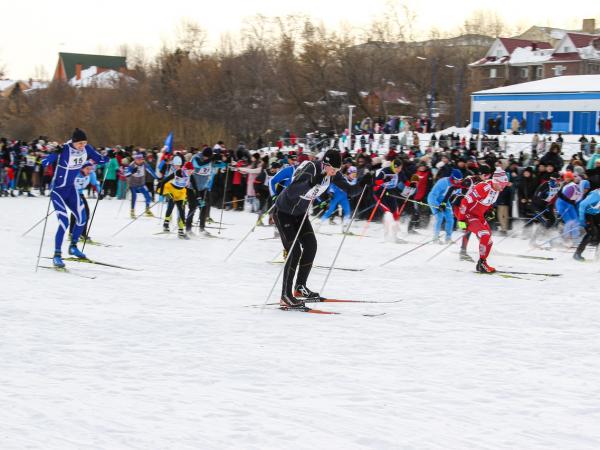 Кто стал лучшим в лыжных гонках на Дне Снега в Каменске-Уральском