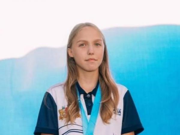 Ольга Каменщикова из Каменска-Уральского выиграла золото чемпионата Свердловской области по легкой атлетике