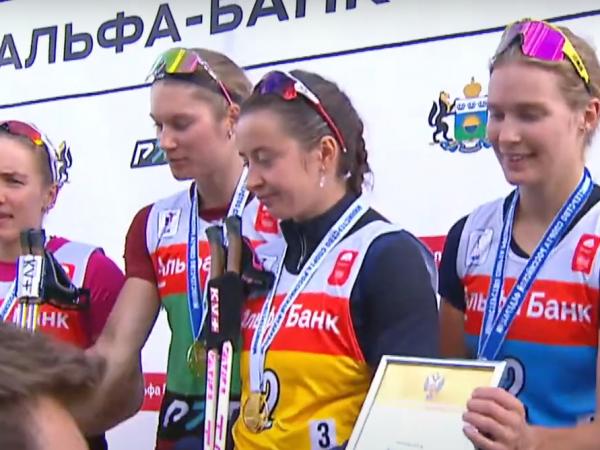 Тамара Дербушева с золотом чемпионата России по летнему биатлону