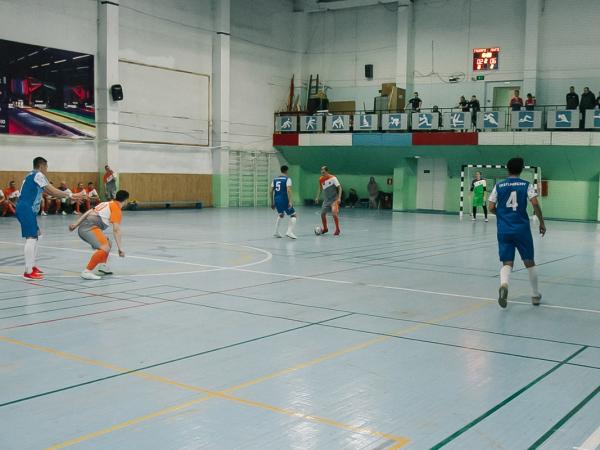 В выходные УПКБ «Деталь» и «Юстор» из Каменска-Уральского дома стартуют в чемпионате области по мини-футболу