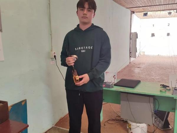 Дмитрий Кагарманов занял 3 место на Межмуниципальных соревнованиях по пулевой стрельбе в Нижнем Тагиле