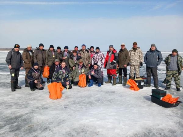 Определили лучших в подледном лове рыбы